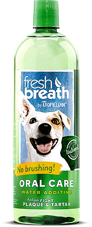 TROPICLEAN FreshBreath Dental Health Solution for Dogs 33.8oz